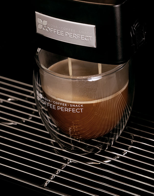 Gefüllte Kaffeetasse Gefüllte Kaffeetasse