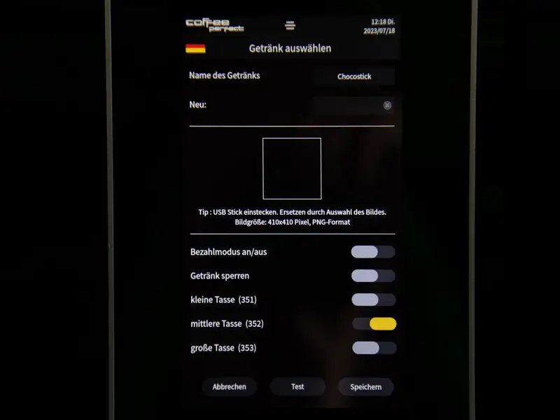 Displaymenue mit Einstellmoeglichkeiten fuer Getraenk, Tassengroeße und Sperrfunktion.