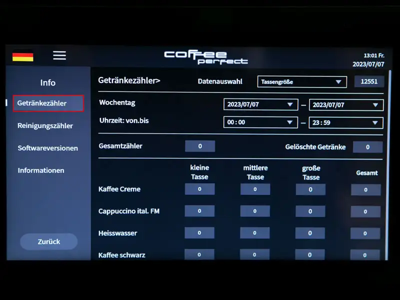 Display zeigt uebersicht der Getraenke- und Tassenzaehler im Info-Menue.