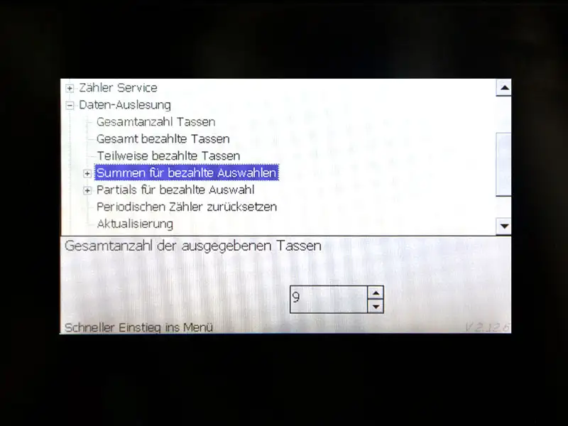 Menuepunkt 'Summen fuer bezahlte Auswahlen' ist im Display hervorgehoben.