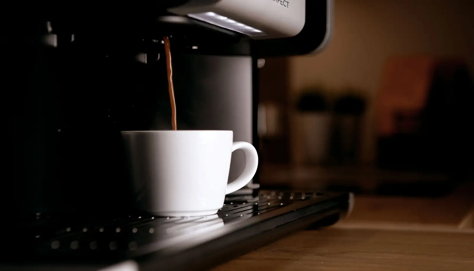 CP40 Kaffeevollautomat mit Kaffee CP40 Kaffeevollautomat mit Kaffee
